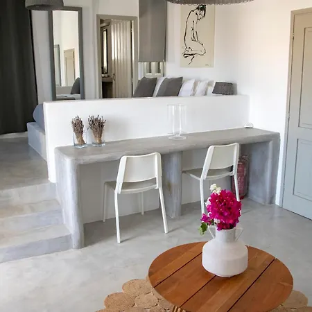 Anemoi מלון דירות