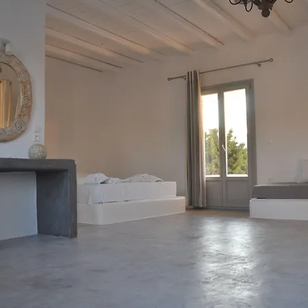 Anemoi מלון דירות