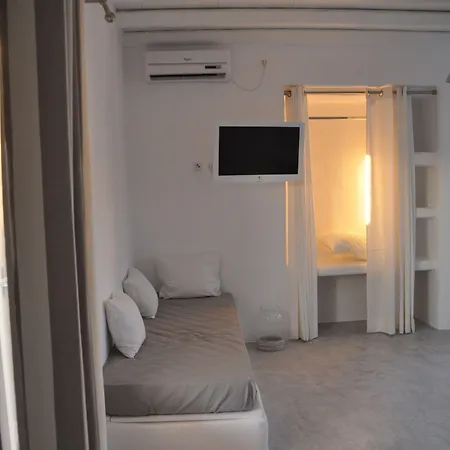 Anemoi מלון דירות