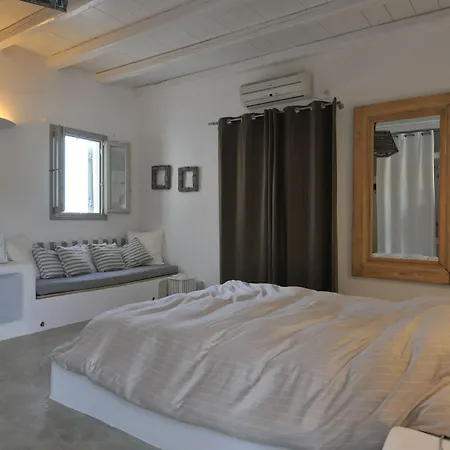 מלון דירות Anemoi 4*