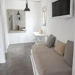 Anemoi Aparthotel Naoussa