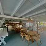 Aparthotel Anemoi
