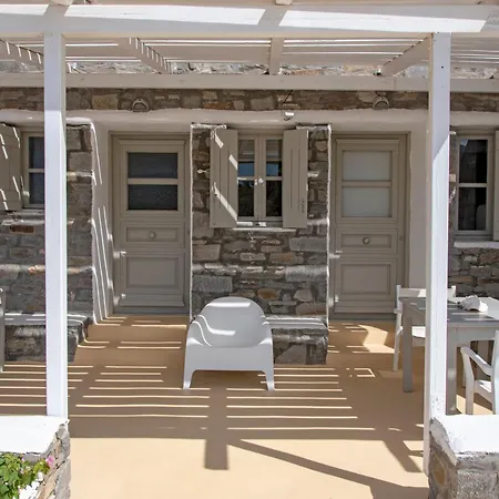 Ξενοδοχείο με διαμερίσματα Anemoi 4*